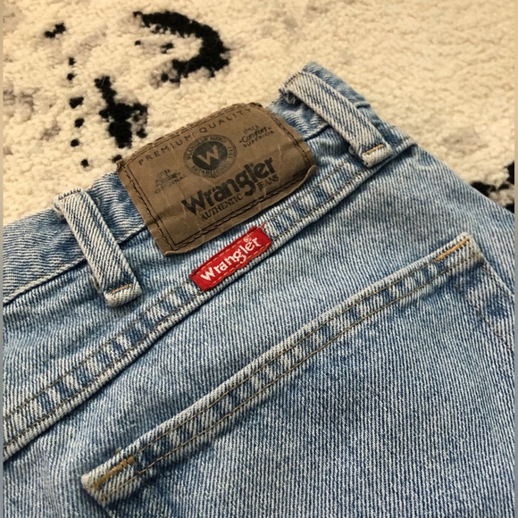 lightwash baggy wrangler jeans - Picture 4 of 4